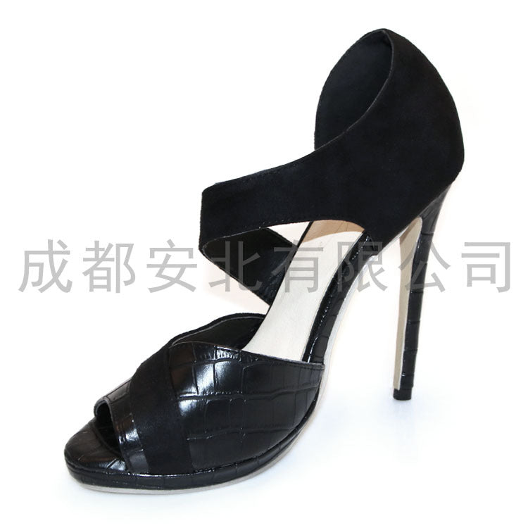 Anmutige Orthopädische Sandalen für modernen Look