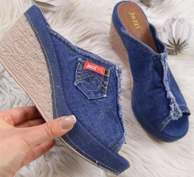 Schicke Orthopädische Schuhe mit einzigartigem Design