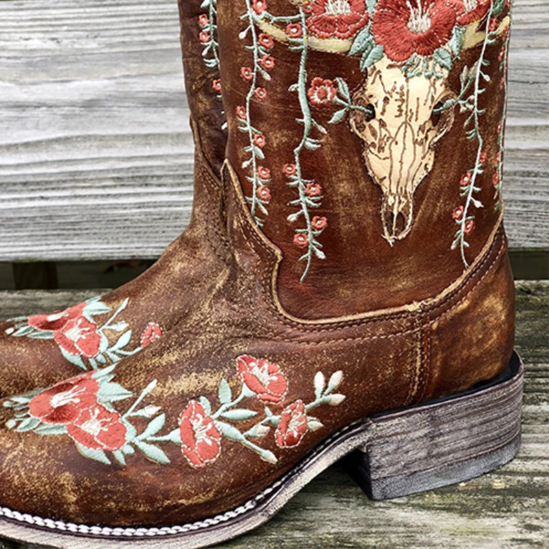 Anmutige Orthopädische Stiefel für modernen Look