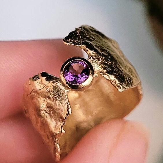 Zarte handwerkliche Gold Ring