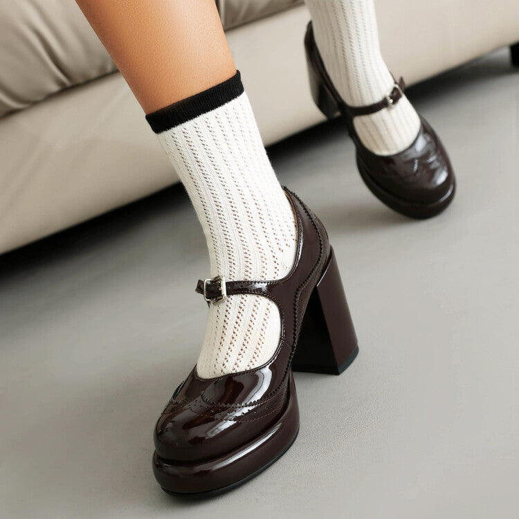 Klassische Orthopädische Schuhe mit zeitlosem Stil
