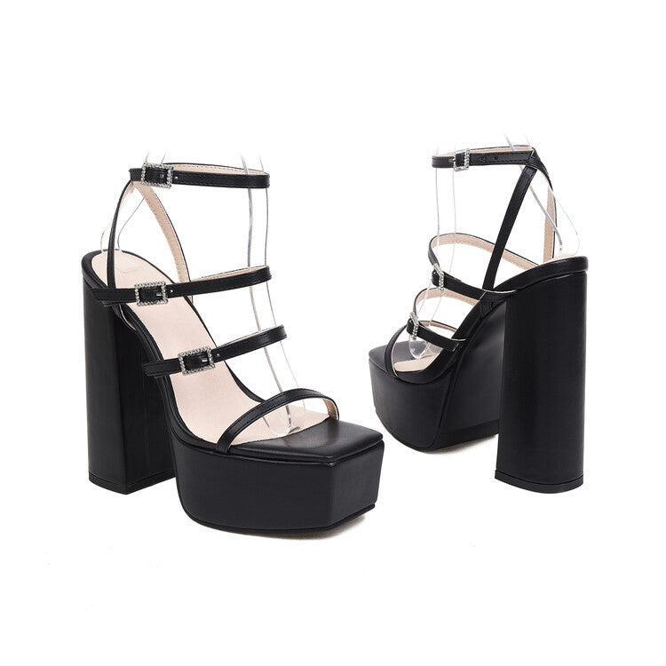 Anmutige Orthopädische Sandalen für modernen Look
