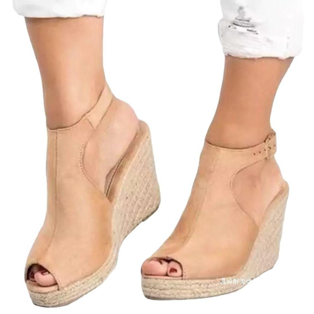 Anmutige Orthopädische Sandalen für modernen Look