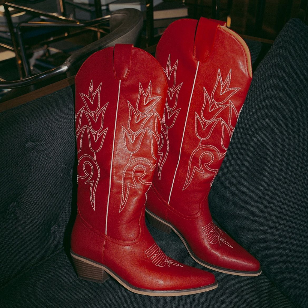 Klassische Orthopädische Stiefel mit zeitlosem Stil