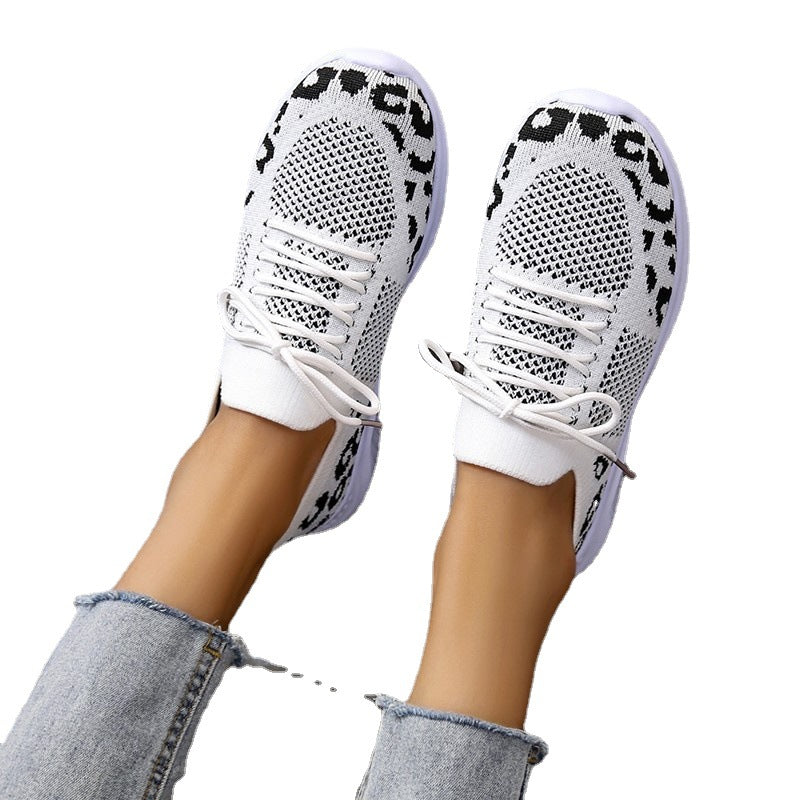 Klassische Orthopädische Schuhe mit zeitlosem Stil