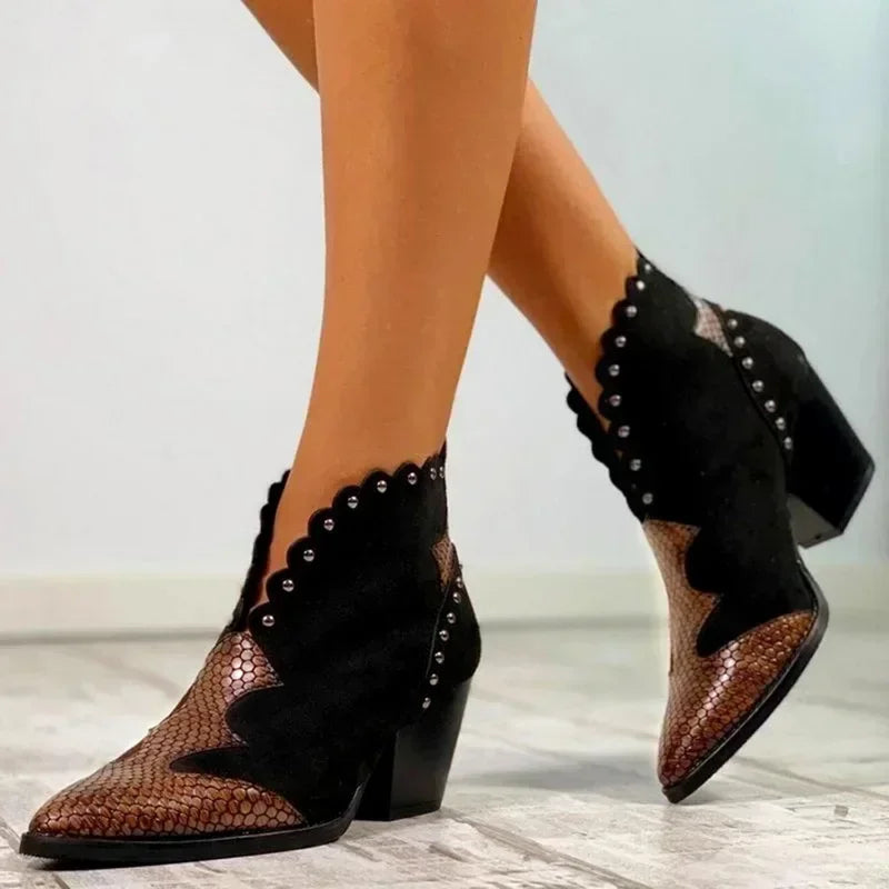 Lässige und stützende orthopädische Stiefel