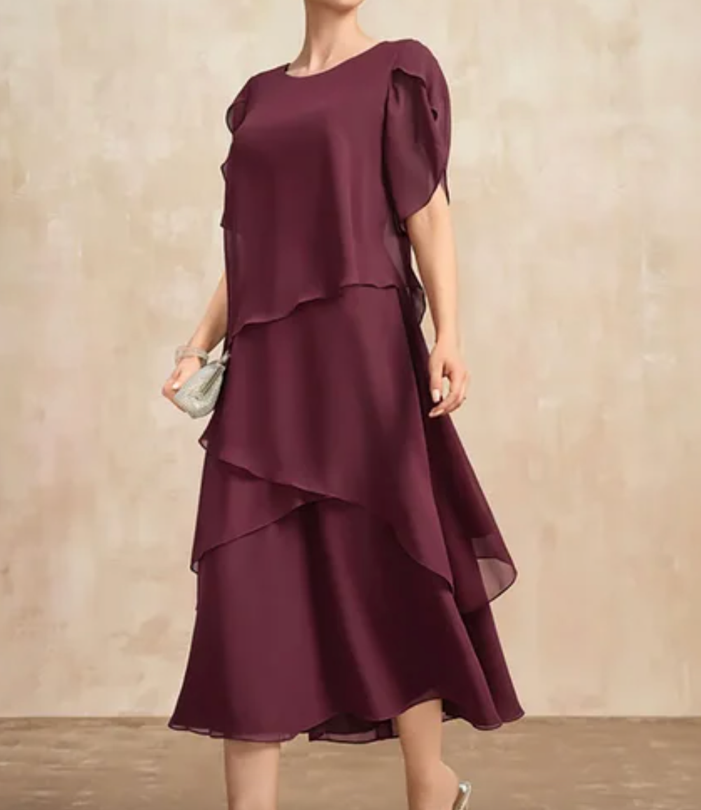 MW | Maßgeschneidertes und elegantes Sommerkleid