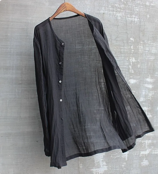 Durchdacht gestaltete Bluse