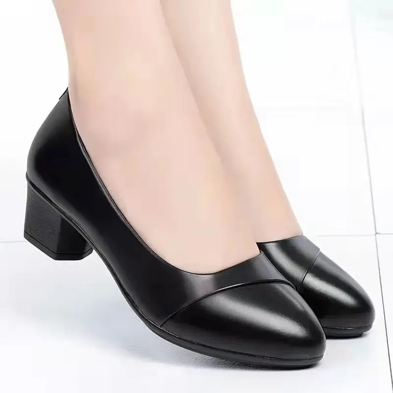 Stützende und trendige orthopädische Slipper