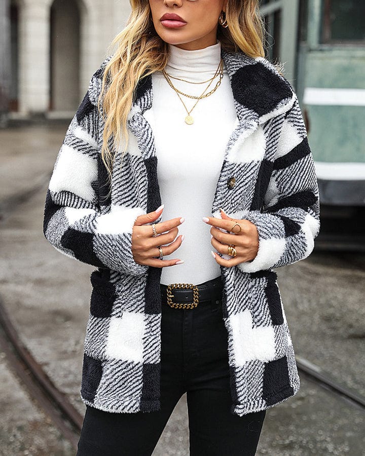 Klassisch gestaltete Jacke