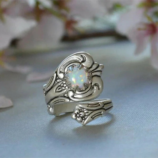 Schöne Ring mit einzigartigem Stil