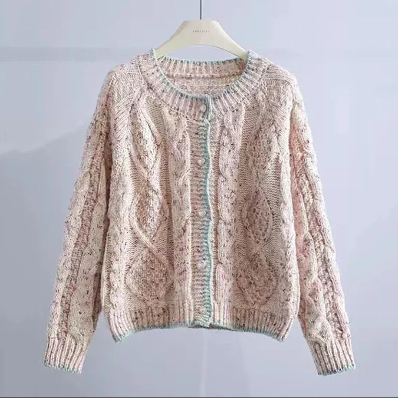 Wunderschön gefertigte Pullover