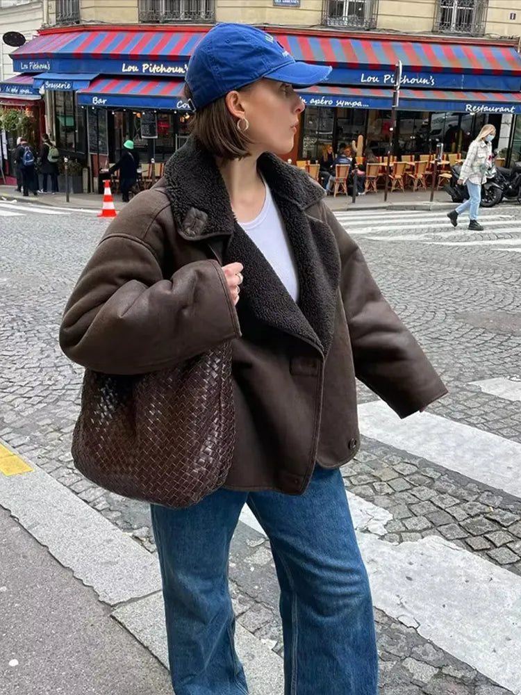 Anmutig gestaltete Jacke