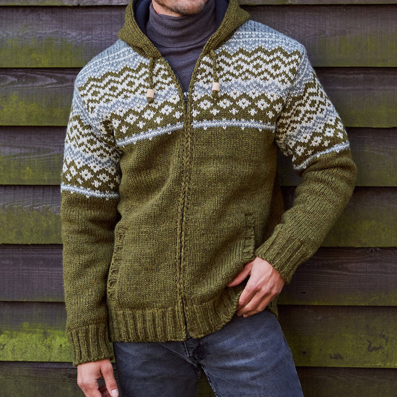Wunderschön gefertigte Strickjacke