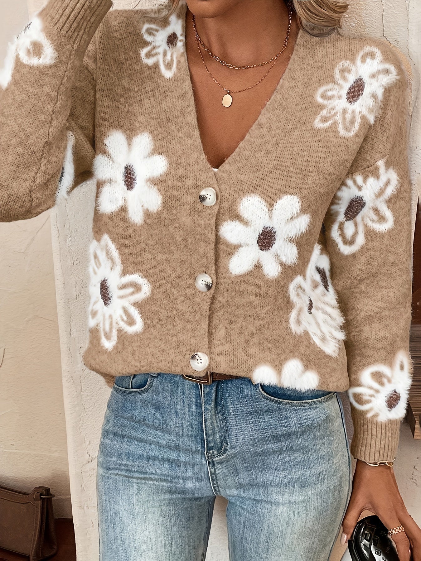 Anmutig gestaltete Pullover