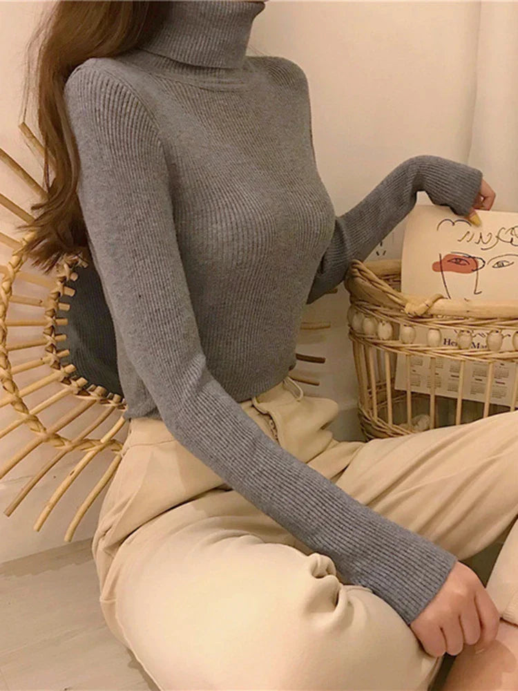 Klassisch gestaltete Pullover
