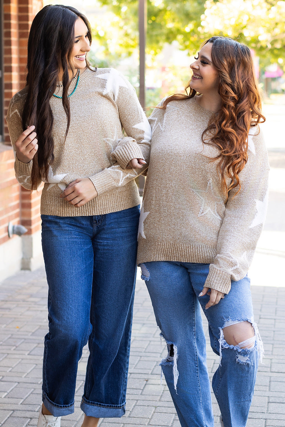 Anmutig gestaltete Pullover