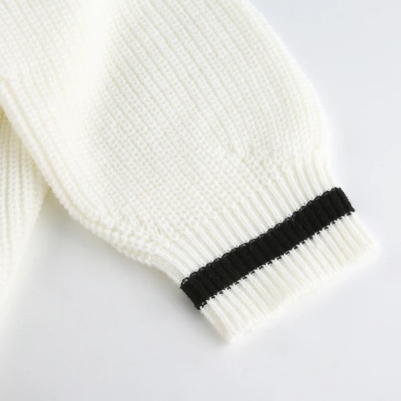 MW | MW – Elegantes V-Ausschnitt Pullover