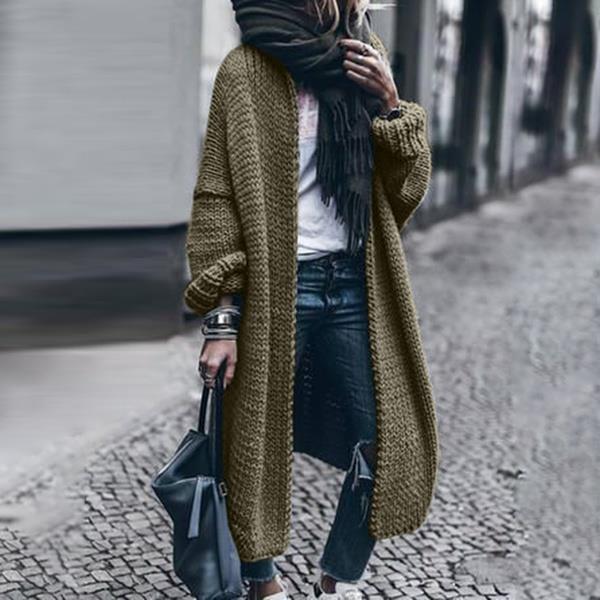 Wunderschön gefertigte Strickjacke