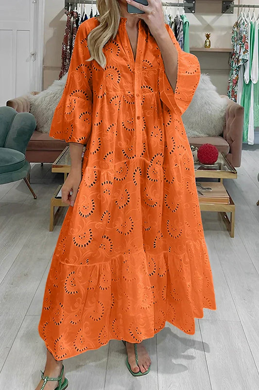MW | Elegantes Kleid mit gestickten Ösen