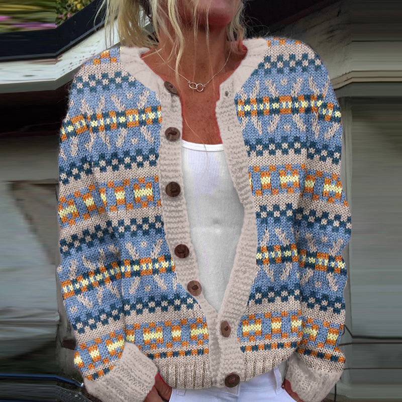 Durchdacht gestaltete Strickjacke