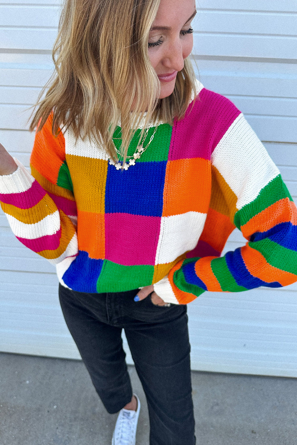Anmutig gestaltete Pullover