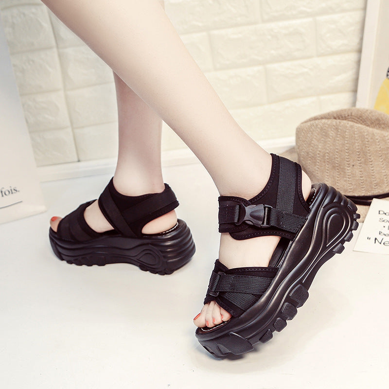 Klassische Orthopädische Sandalen mit zeitlosem Stil
