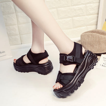 Klassische Orthopädische Sandalen mit zeitlosem Stil