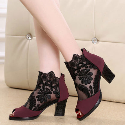 Vintage inspirierte Orthopädische Sandalen