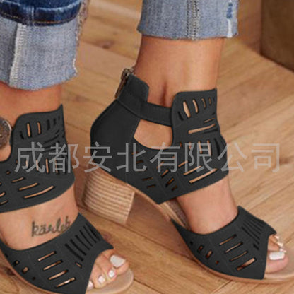 Anmutige Orthopädische Sandalen für modernen Look