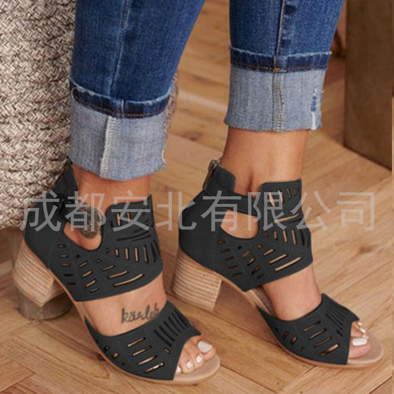 Anmutige Orthopädische Sandalen für modernen Look