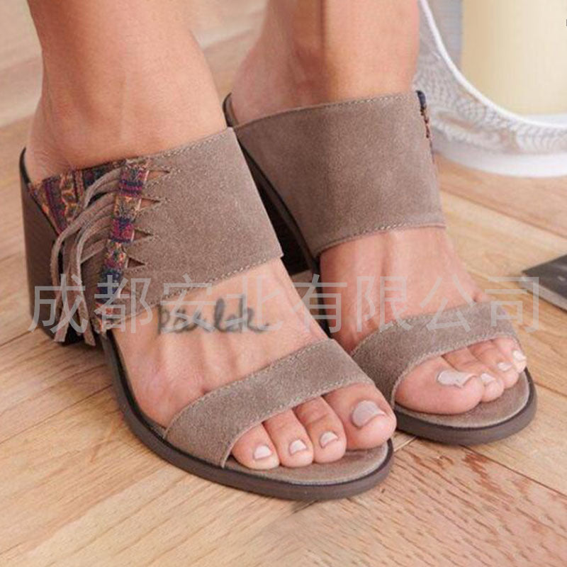 Anmutige Orthopädische Sandalen für modernen Look