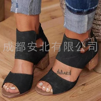 Anmutige Orthopädische Sandalen für modernen Look