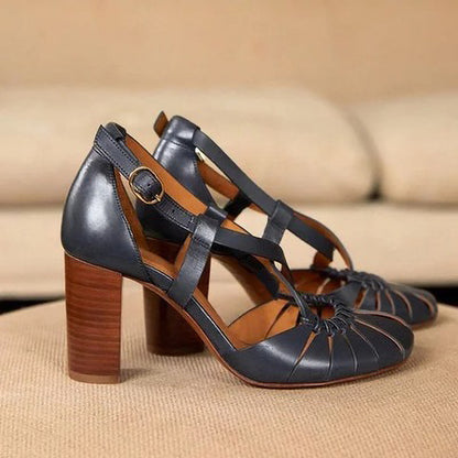 Anmutige Orthopädische Sandalen für modernen Look