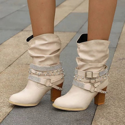 Bequeme orthopädische Stiefel für den Alltag