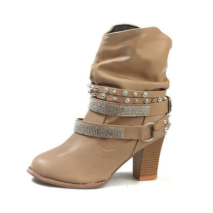 Bequeme orthopädische Stiefel für den Alltag