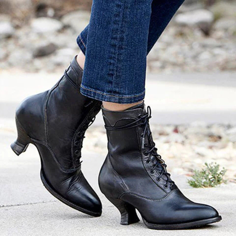 Bequeme orthopädische Stiefel für den Alltag