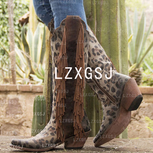 Anmutige Orthopädische Stiefel für modernen Look