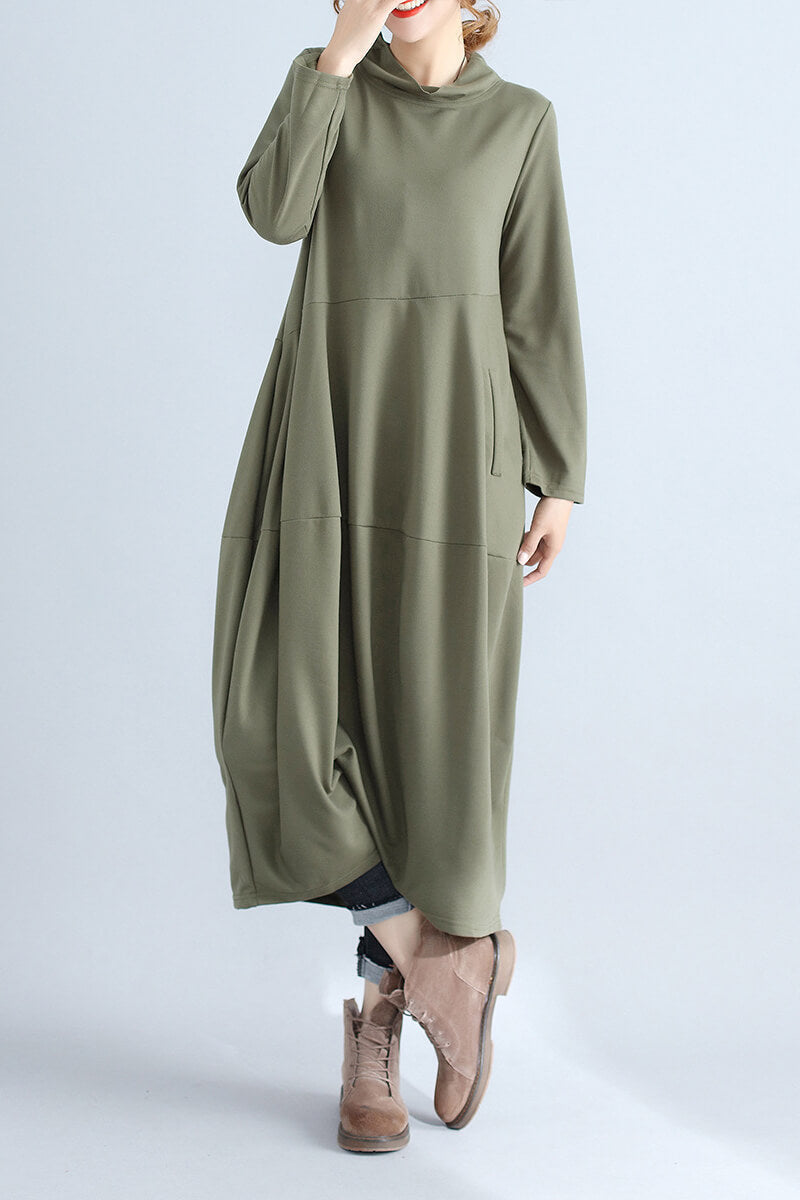 Klassisch gestaltete Kleid