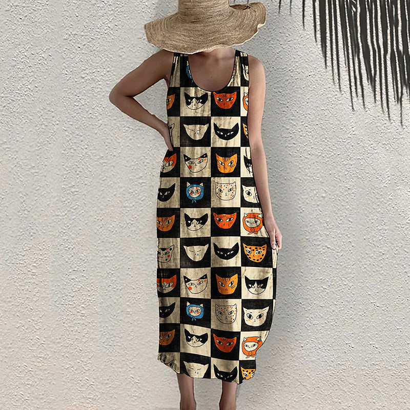 Klassisch gestaltete Kleid