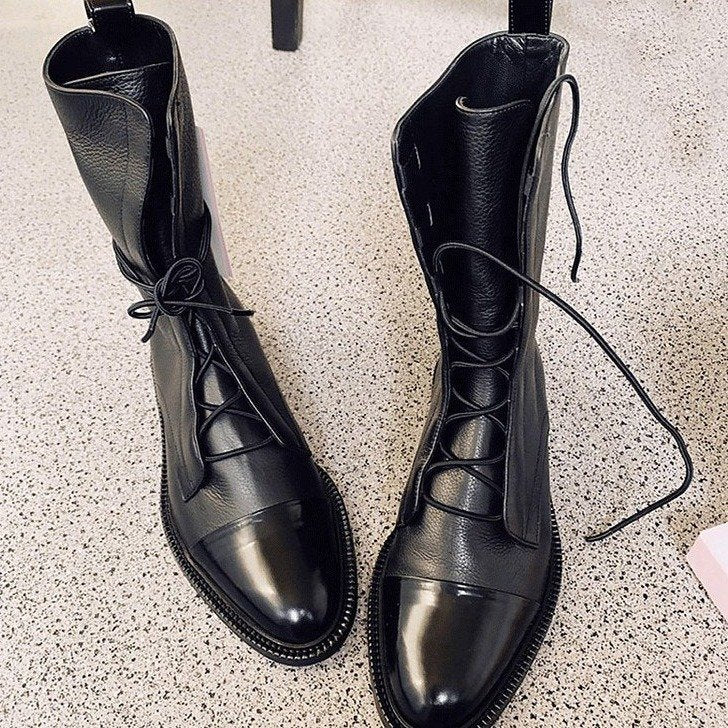 Anmutige Orthopädische Stiefel für modernen Look