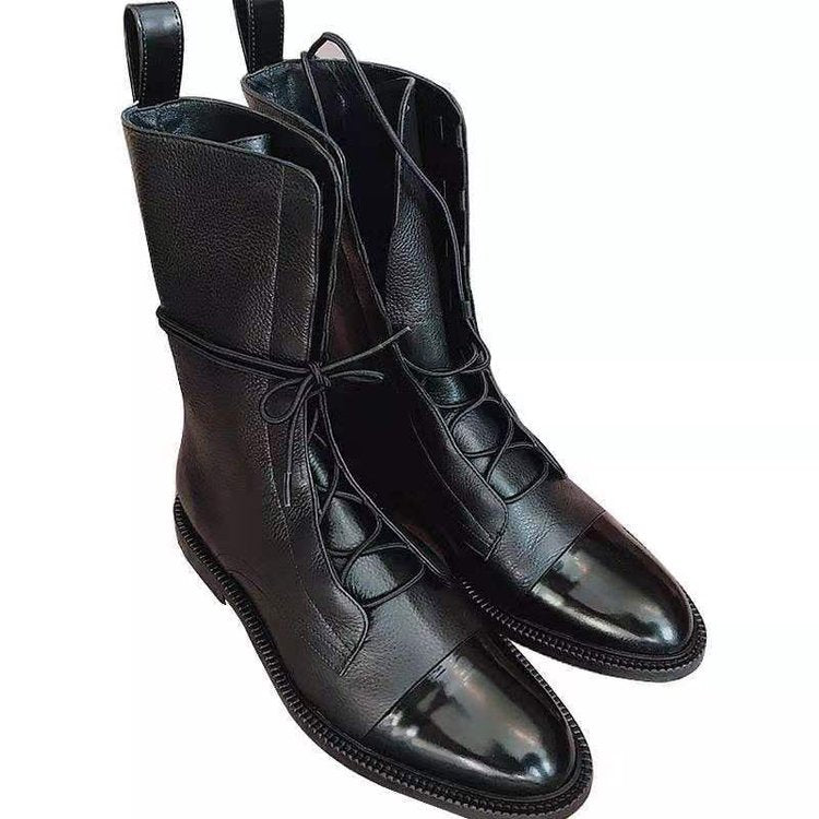 Anmutige Orthopädische Stiefel für modernen Look