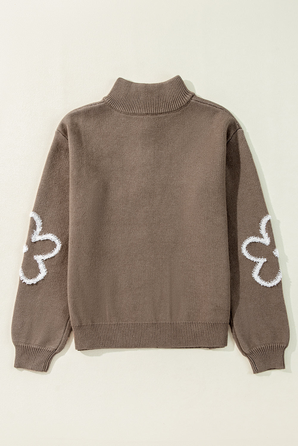 Klassisch gestaltete Pullover