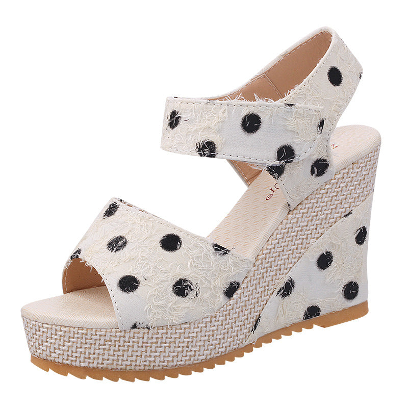 Klassische Orthopädische Sandalen mit zeitlosem Stil