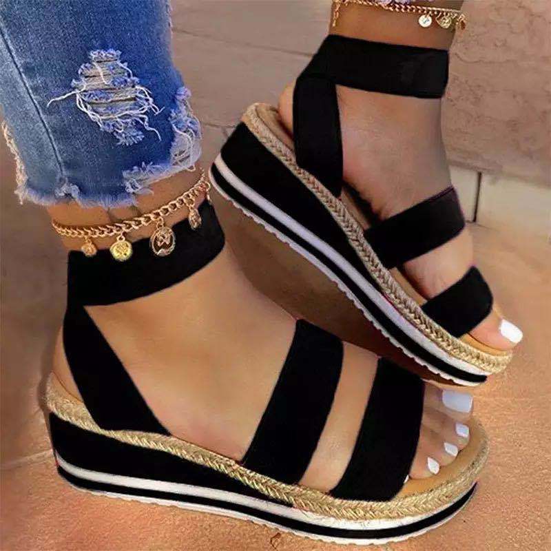Anmutige Orthopädische Sandalen für modernen Look