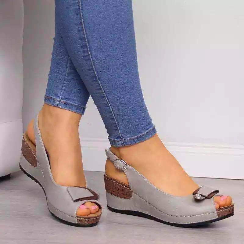 Wunderschön gefertigte Orthopädische Sandalen