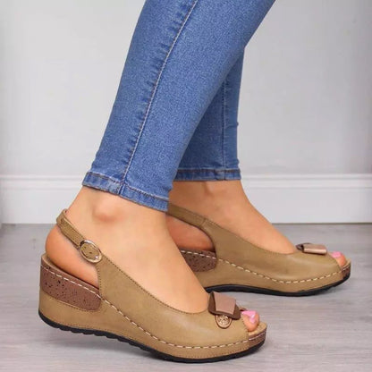 Klassische Orthopädische Sandalen mit zeitlosem Stil