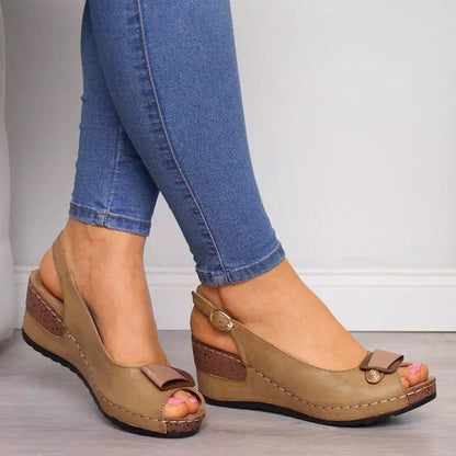 Klassische Orthopädische Sandalen mit zeitlosem Stil