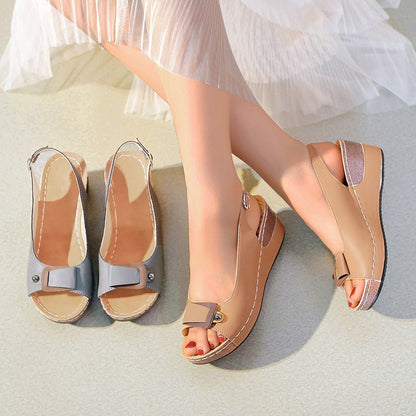 Schicke Orthopädische Sandalen mit einzigartigem Design