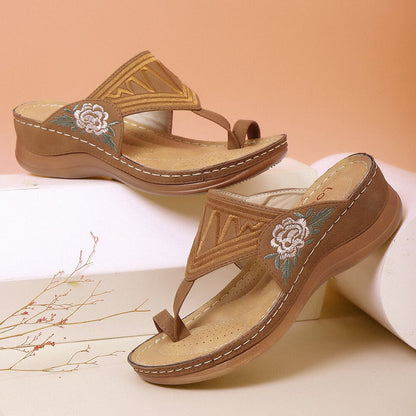 Klassische Orthopädische Schuhe mit zeitlosem Stil
